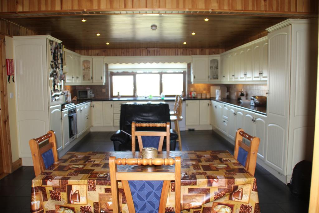 Woodview House Bed And Breakfast Ballinrobe Eksteriør bilde